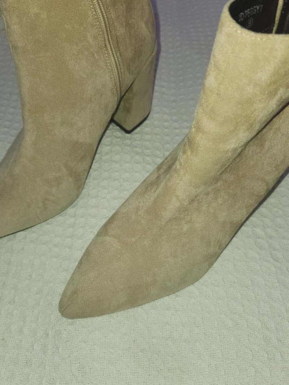 So Me Womens Brown Suede Zip Up Ankle Boots Sz 9